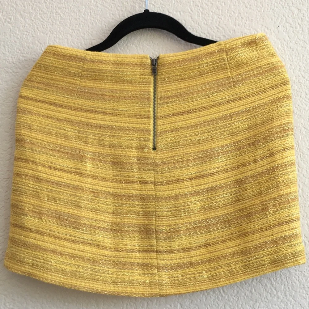 Alice + Olivia Yellow Gold Striped Lined Soft Boucle Mini Skirt Sz 4 - Picture 2 of 9